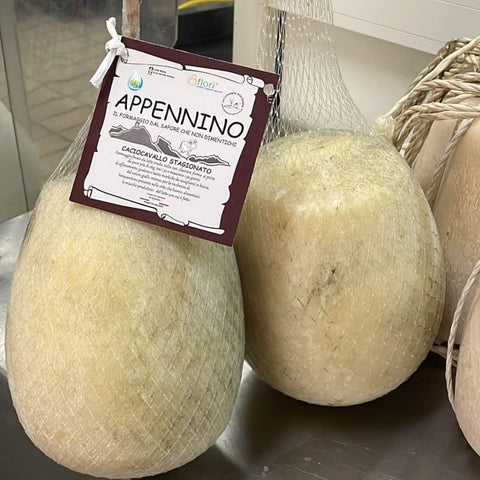 caciocavallo nobile circa 400gr